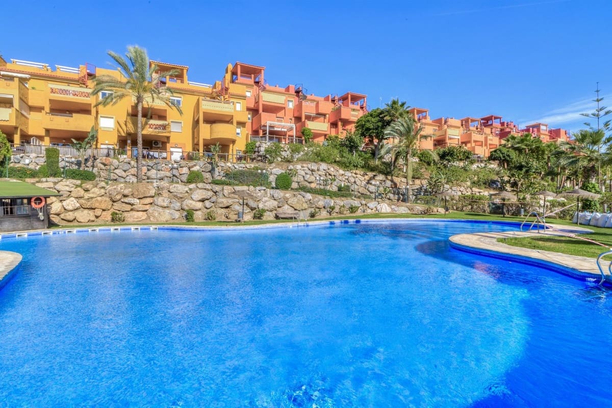 2 chambre Appartement à vendre à La Reserva avec piscine garage - 435 000 € (Ref: 9541781)