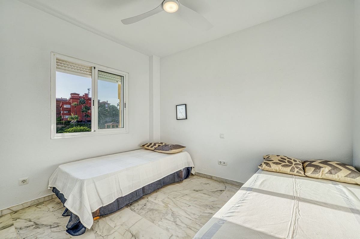 2 Zimmer Apartment zu verkaufen in La Reserva mit Pool Garage - 359.900 € (Ref: 9541782)