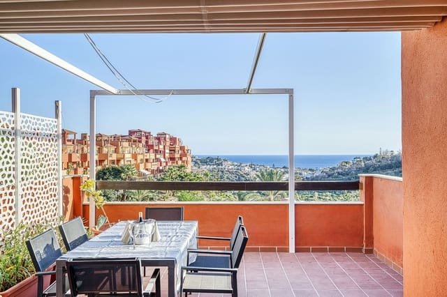 2 bedroom Apartment for sale in La Reserva, Marbella with pool garage - € 359,900 (Ref: 9541782)