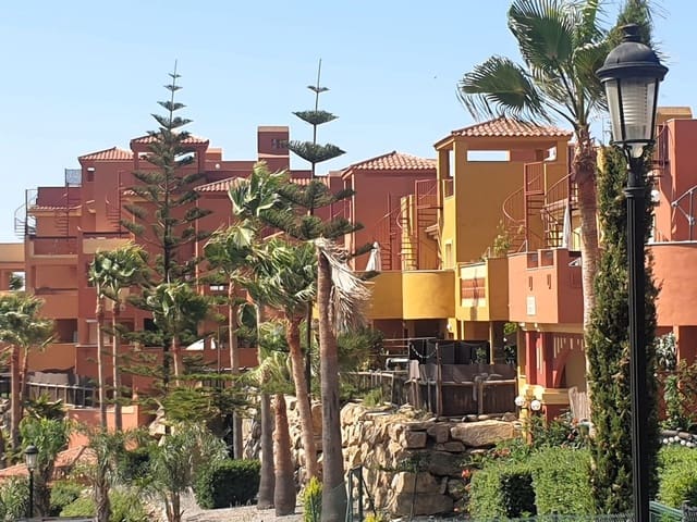 2 Zimmer Apartment zu verkaufen in La Reserva, Marbella mit Pool Garage - 280.000 € (Ref: 9541783)