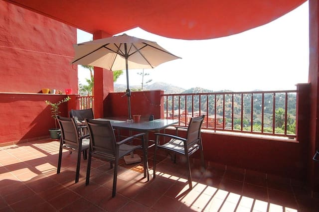 2 bedroom Apartment for rent in La Reserva, Marbella with pool garage - € 1,500 (Ref: 9541784)