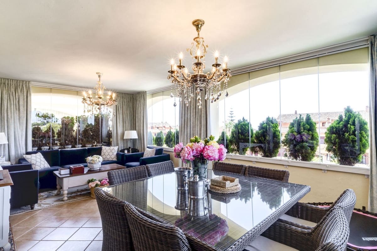 3 sovrum Lägenhet till salu i Bahia de Marbella med pool garage - 3 200 000 € (Ref: 9541786)