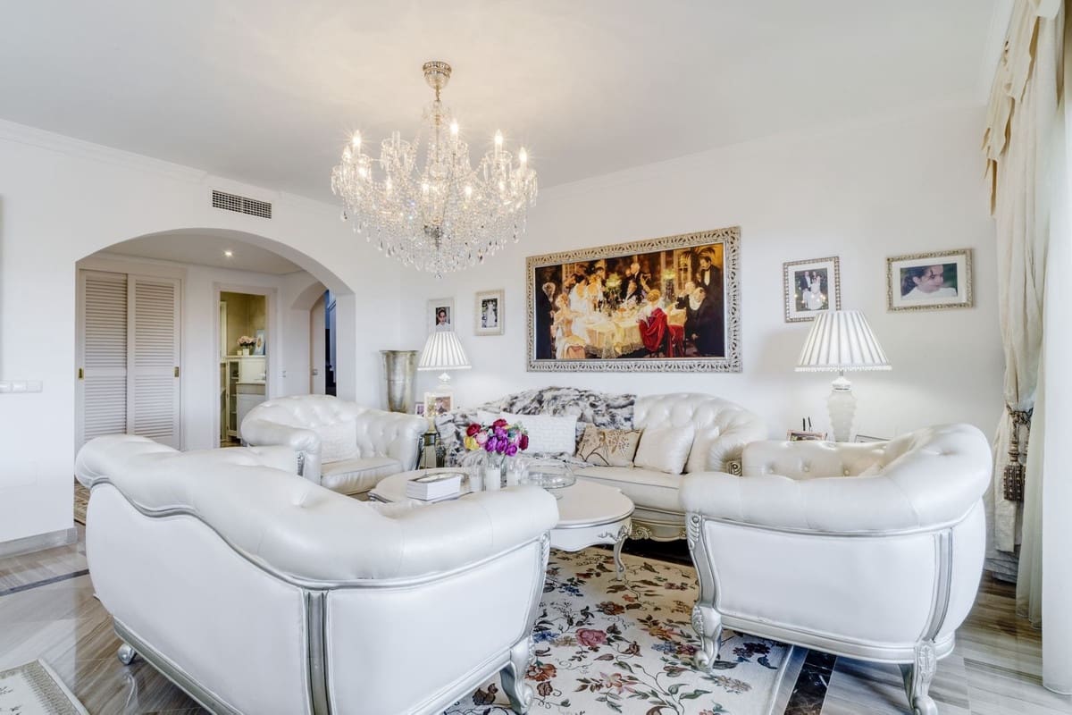 3 sovrum Lägenhet till salu i Bahia de Marbella med pool garage - 3 200 000 € (Ref: 9541786)