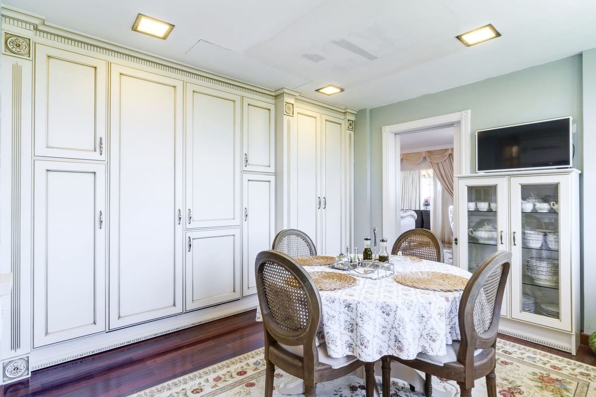 3 sovrum Lägenhet till salu i Bahia de Marbella med pool garage - 3 200 000 € (Ref: 9541786)