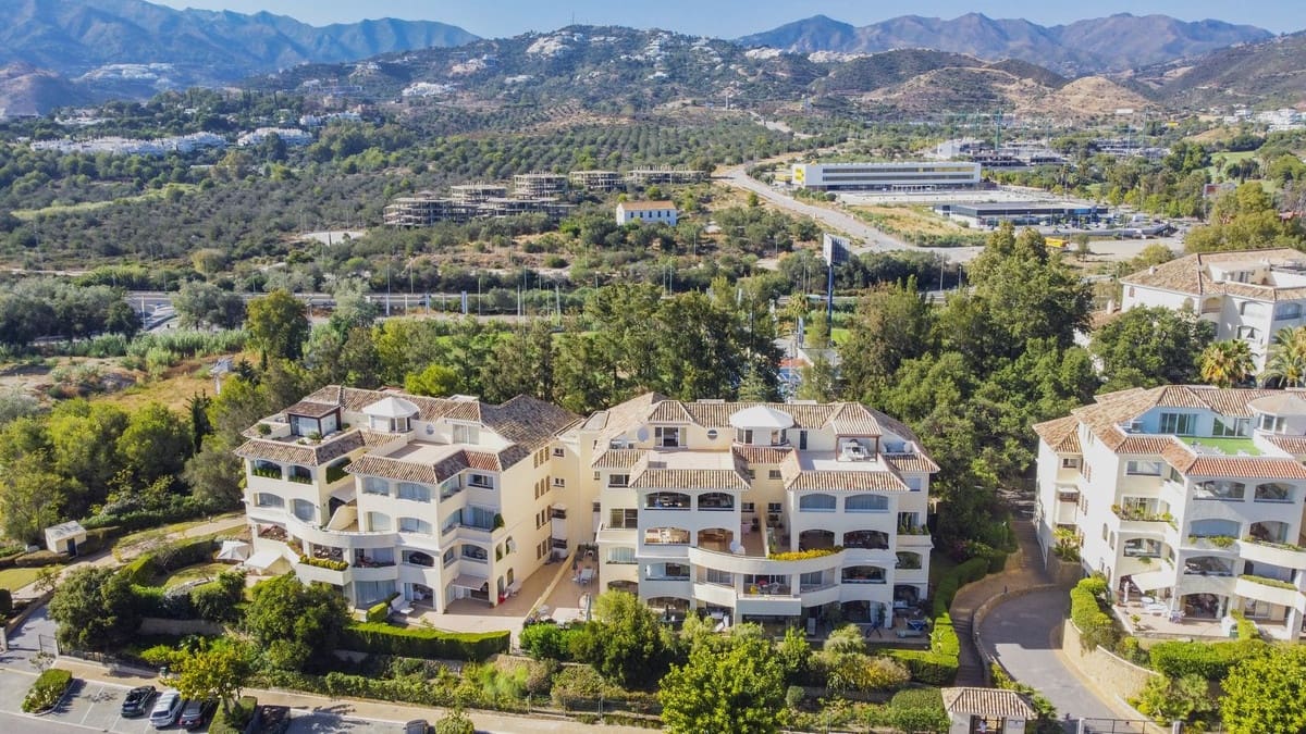 3 sovrum Lägenhet till salu i Bahia de Marbella med pool garage - 3 200 000 € (Ref: 9541786)