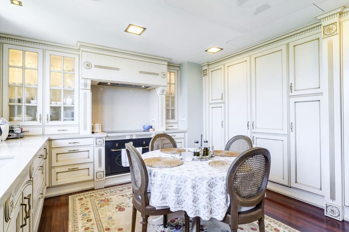 3 quarto Apartamento para venda em Bahia de Marbella com piscina garagem - 3 200 000 € (Ref: 9541786)