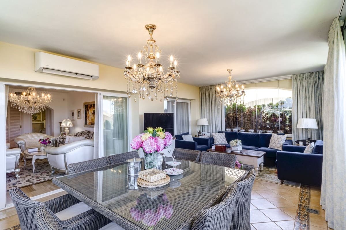 3 soveværelse Lejlighed til salg i Bahia de Marbella med swimmingpool garage - € 3.200.000 (Ref: 9541786)