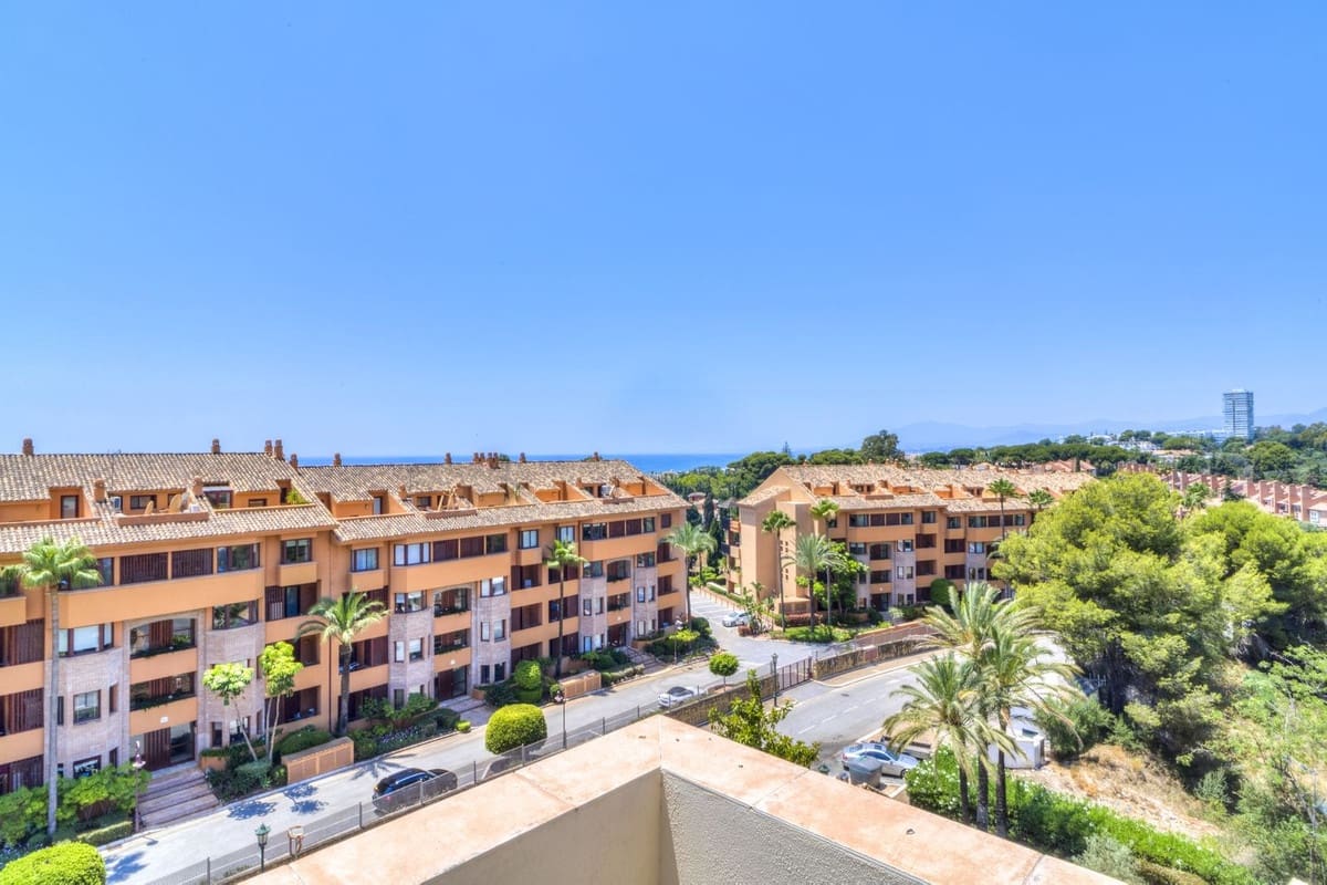 3 soveværelse Lejlighed til salg i Bahia de Marbella med swimmingpool garage - € 3.200.000 (Ref: 9541786)