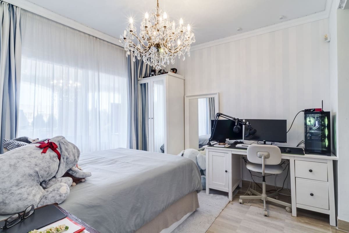 3 soveværelse Lejlighed til salg i Bahia de Marbella med swimmingpool garage - € 3.200.000 (Ref: 9541786)
