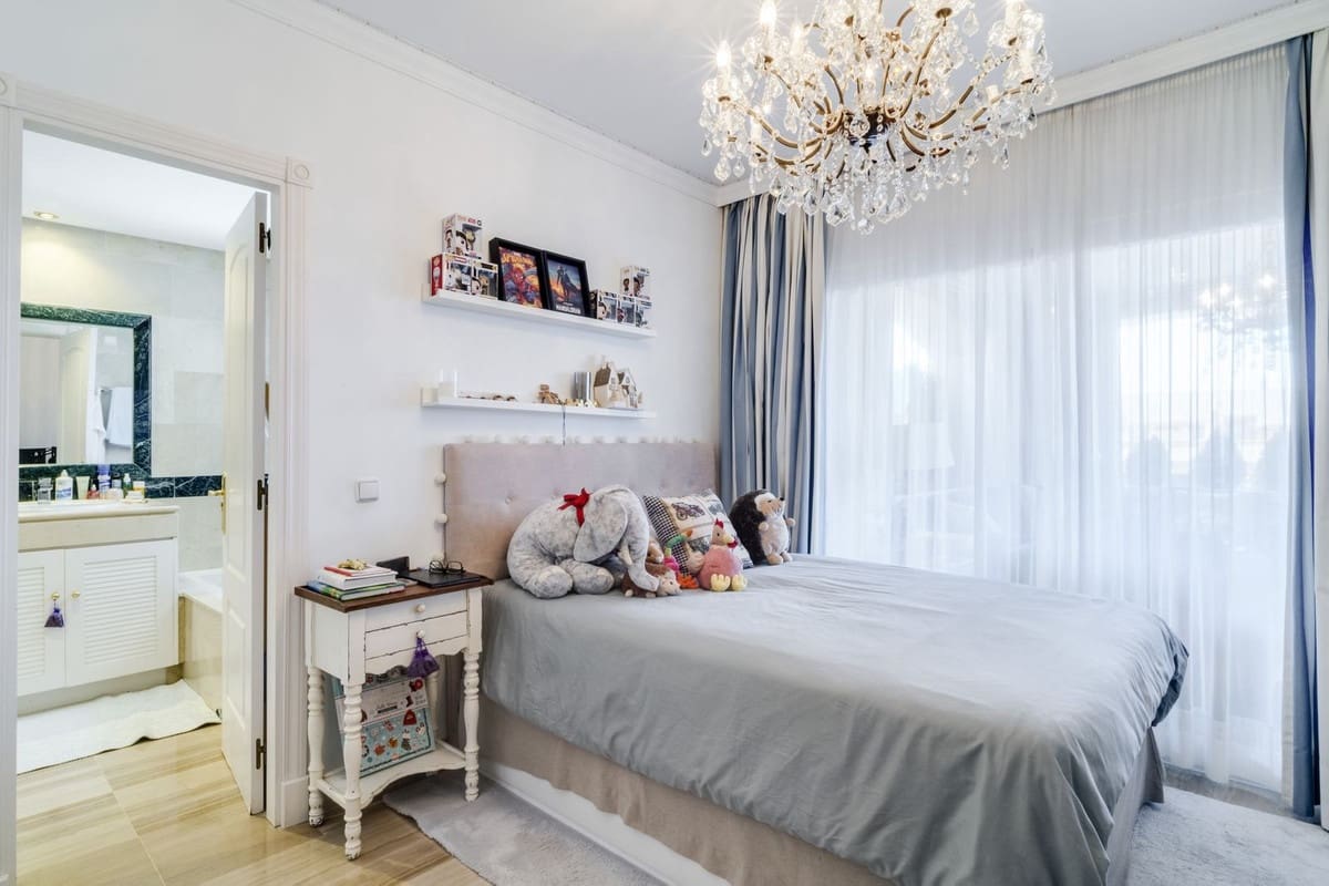 3 soveværelse Lejlighed til salg i Bahia de Marbella med swimmingpool garage - € 3.200.000 (Ref: 9541786)