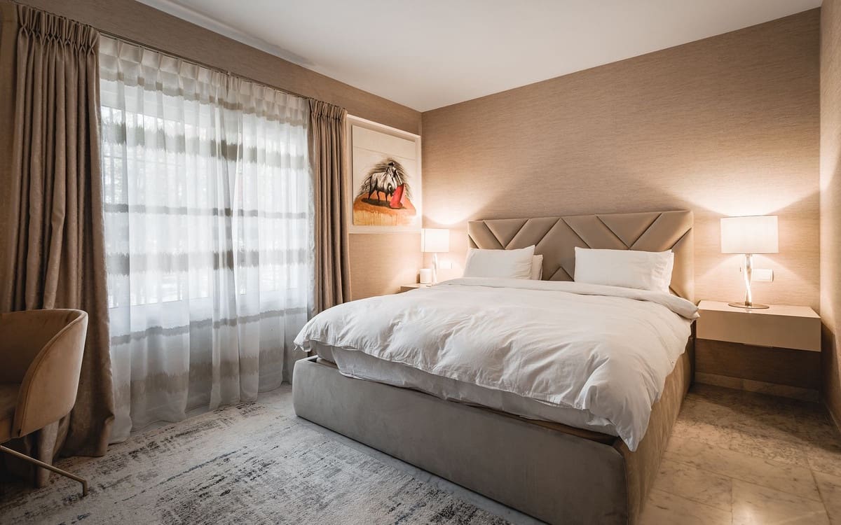 3 soverom Leilighet til salgs i Golden Mile med svømmebasseng garasje - € 3 850 000 (Ref: 9541787)