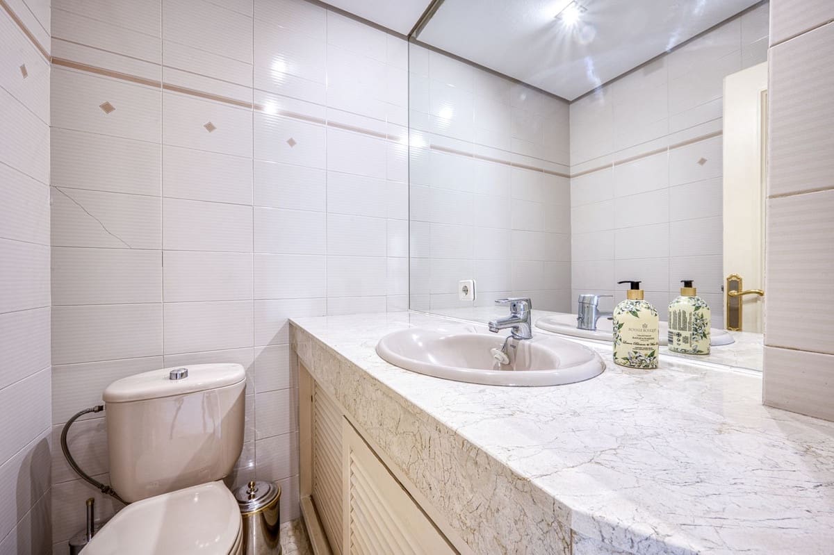 Chalet de 5 habitaciones en Los Monteros en venta con piscina garaje - 3.900.000 € (Ref: 9541788)