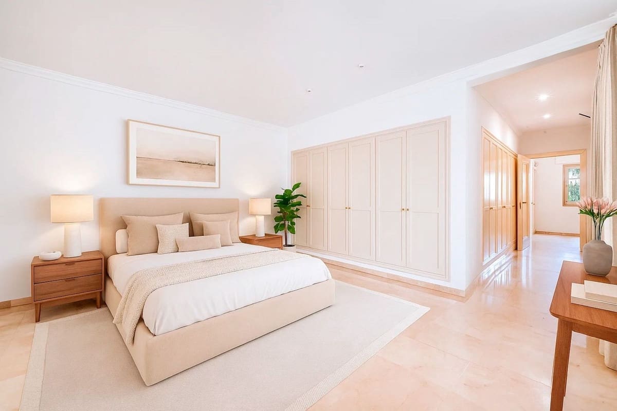 Chalet de 5 habitaciones en Los Monteros en venta con piscina garaje - 3.900.000 € (Ref: 9541788)