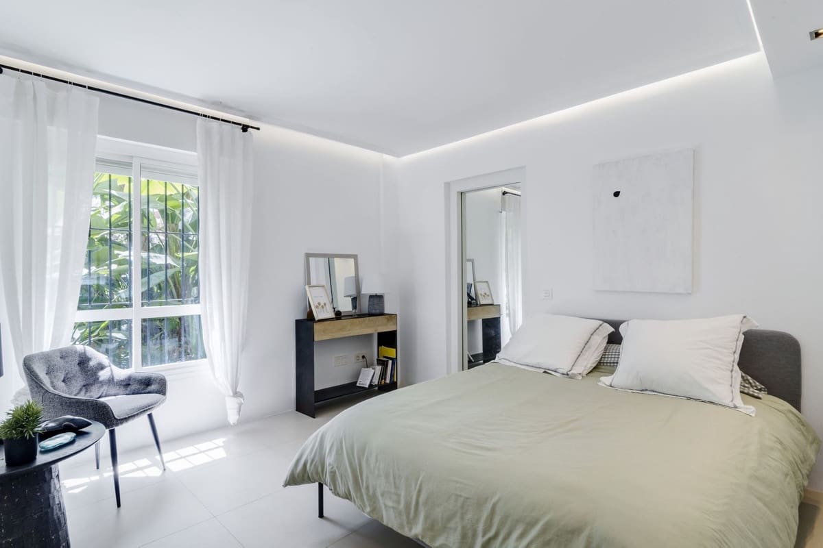 Apartamento de 2 habitaciones en La Reserva en venta con piscina - 370.000 € (Ref: 9541794)