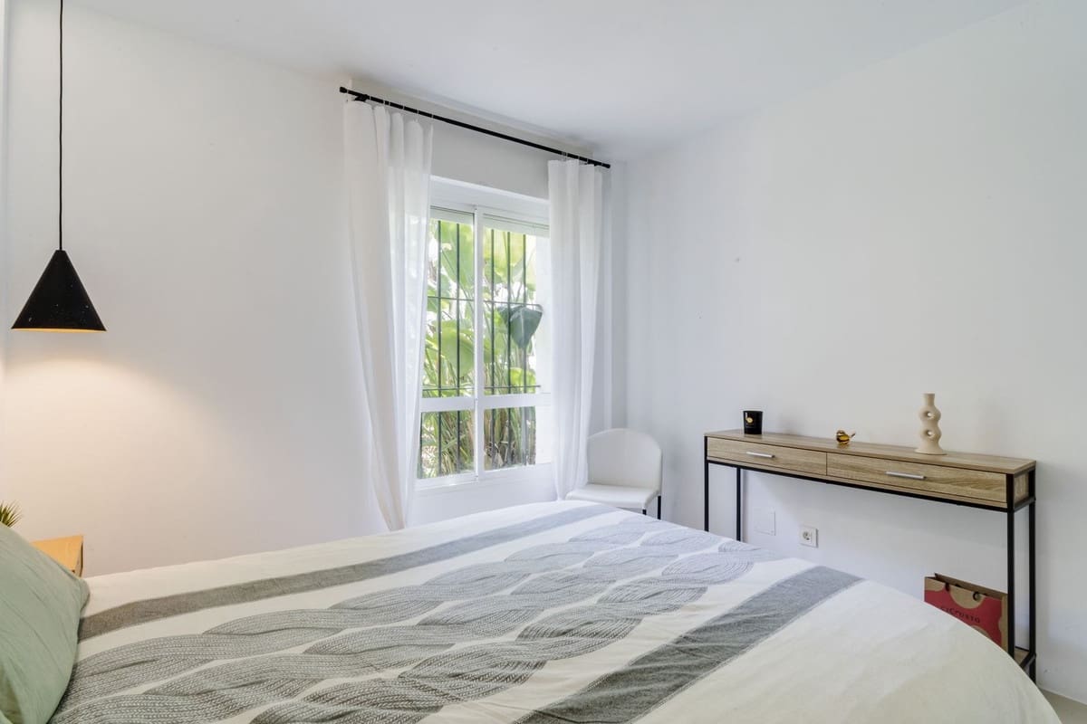 Apartamento de 2 habitaciones en La Reserva en venta con piscina - 370.000 € (Ref: 9541794)