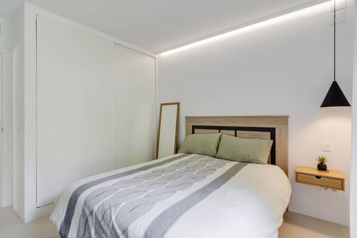 Apartamento de 2 habitaciones en La Reserva en venta con piscina - 370.000 € (Ref: 9541794)