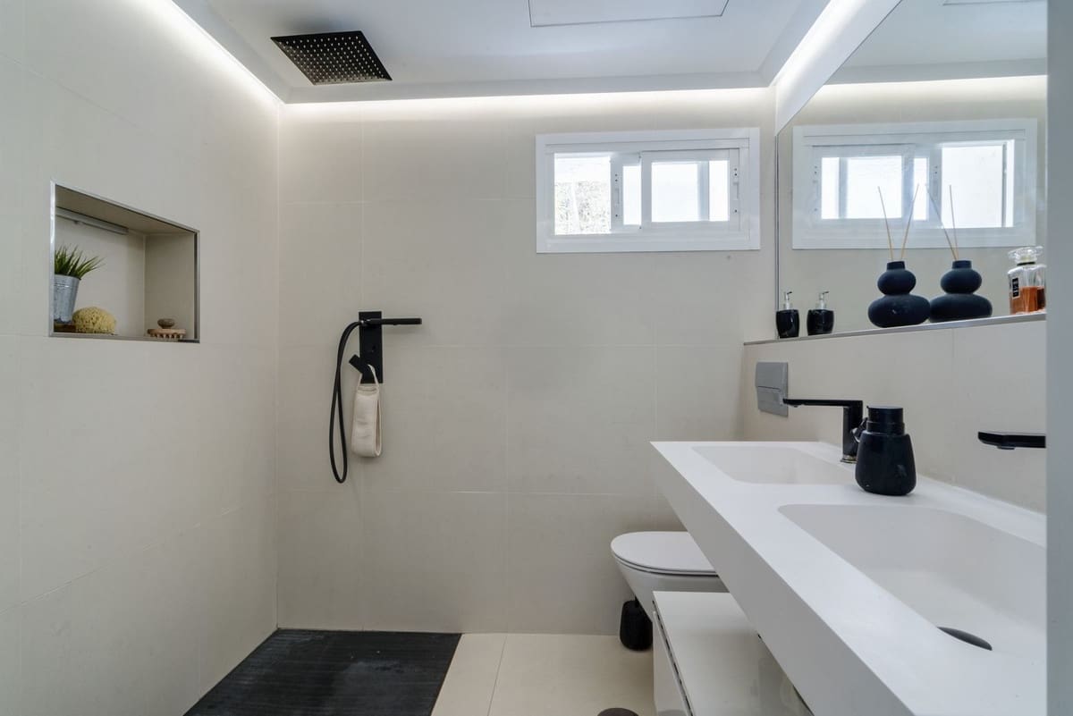 Apartamento de 2 habitaciones en La Reserva en venta con piscina - 370.000 € (Ref: 9541794)