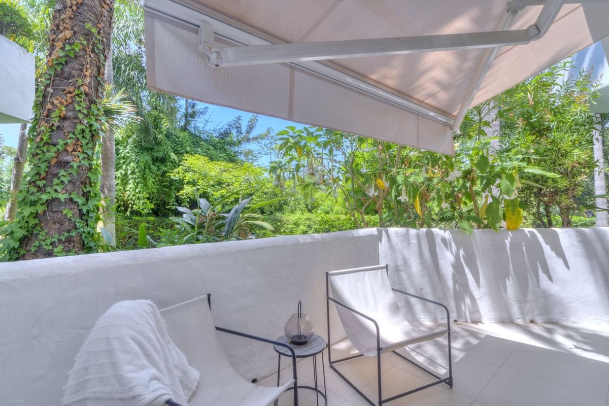 Apartamento de 2 habitaciones en La Reserva en venta con piscina - 370.000 € (Ref: 9541794)