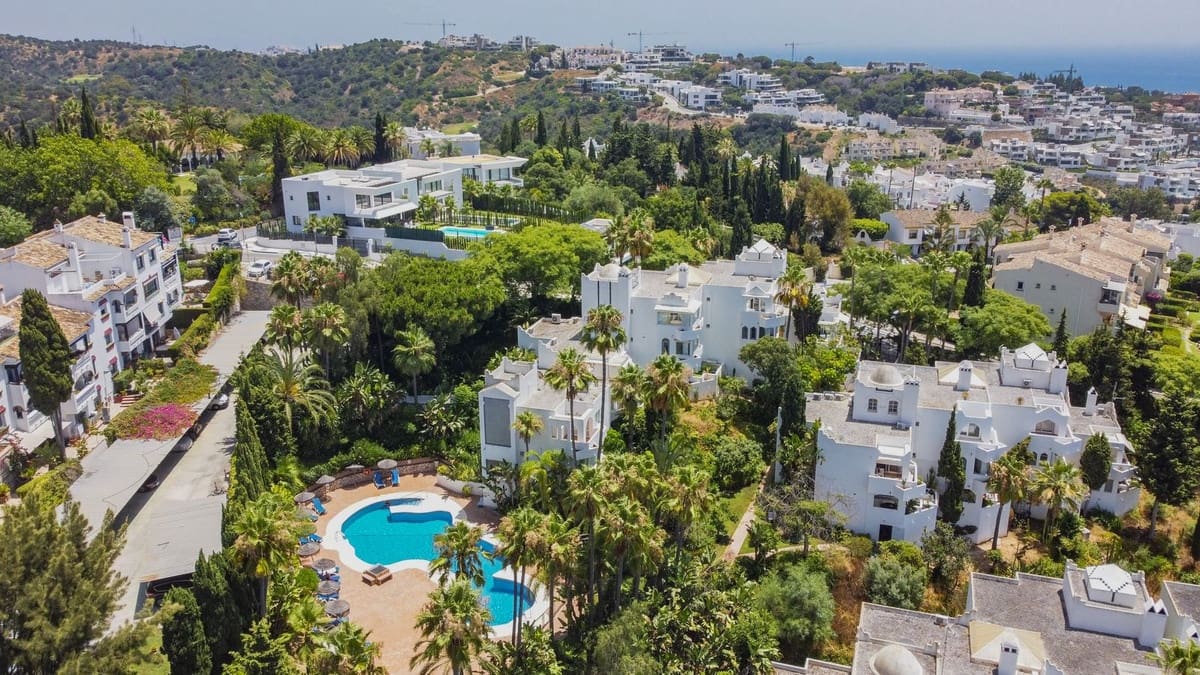 Apartamento de 2 habitaciones en La Reserva en venta con piscina - 370.000 € (Ref: 9541794)