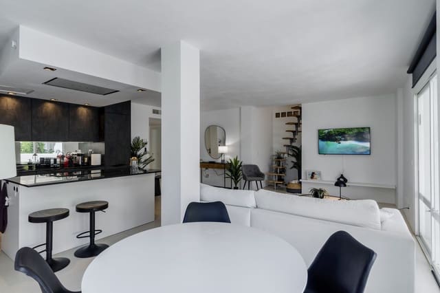 2 quarto Apartamento para venda em La Reserva, Marbella com piscina - 370 000 € (Ref: 9541794)