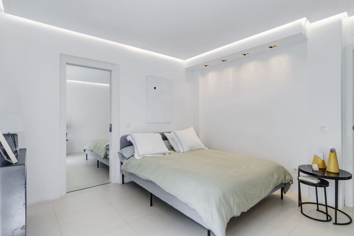 Apartamento de 2 habitaciones en La Reserva en venta con piscina - 370.000 € (Ref: 9541794)