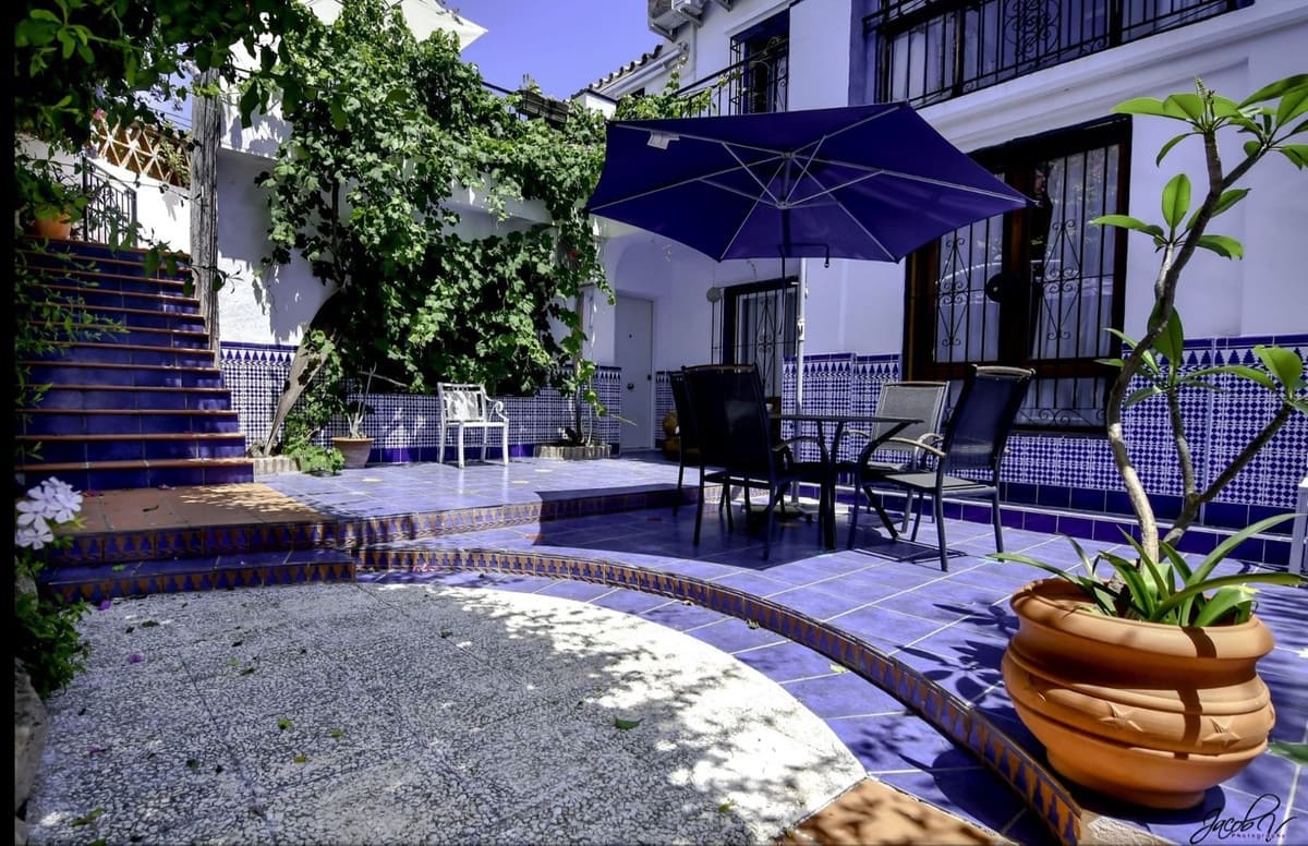 4 soveværelse Villa til leje i El Rosario med swimmingpool - € 5.300 (Ref: 9541796)