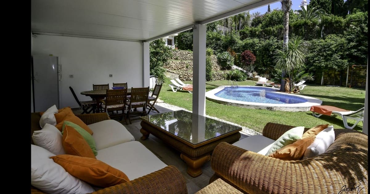 4 soveværelse Villa til leje i El Rosario med swimmingpool - € 5.300 (Ref: 9541796)