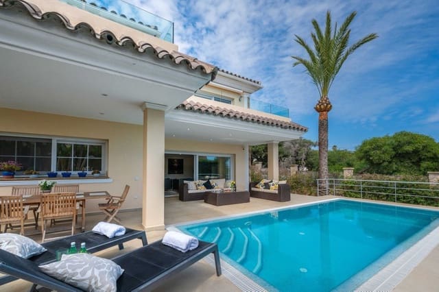 6 bedroom Villa for sale in Marbesa, Marbella with pool garage - € 2,400,000 (Ref: 9541797)