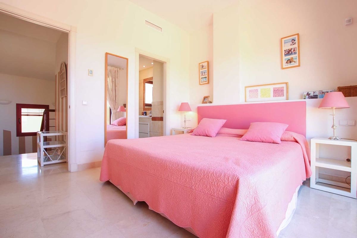 3 camera da letto Attico in vendita in Bahia de Marbella con garage - 1.650.000 € (Rif: 9541798)