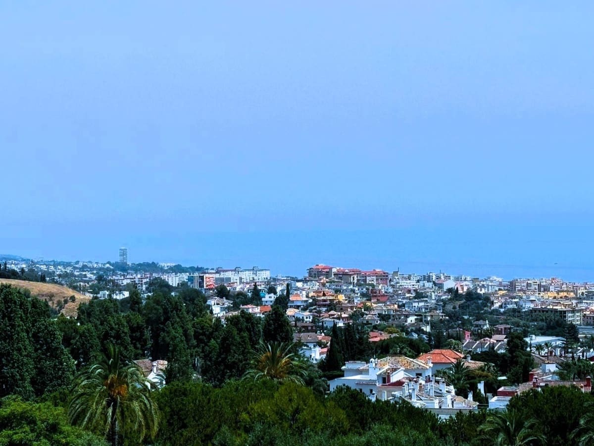 6 soveværelse Villa til salg i Marbella med swimmingpool garage - € 2.850.000 (Ref: 9541801)