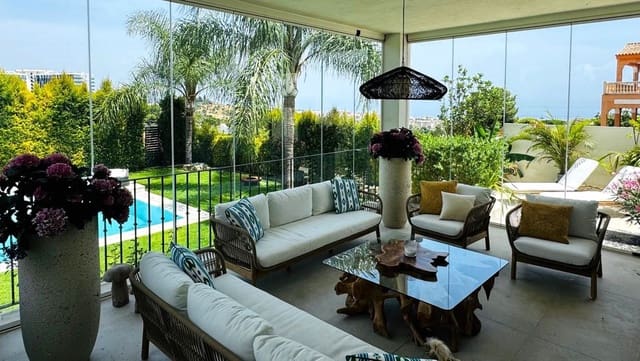 6 soveværelse Villa til salg i Marbella med swimmingpool garage - € 2.850.000 (Ref: 9541801)
