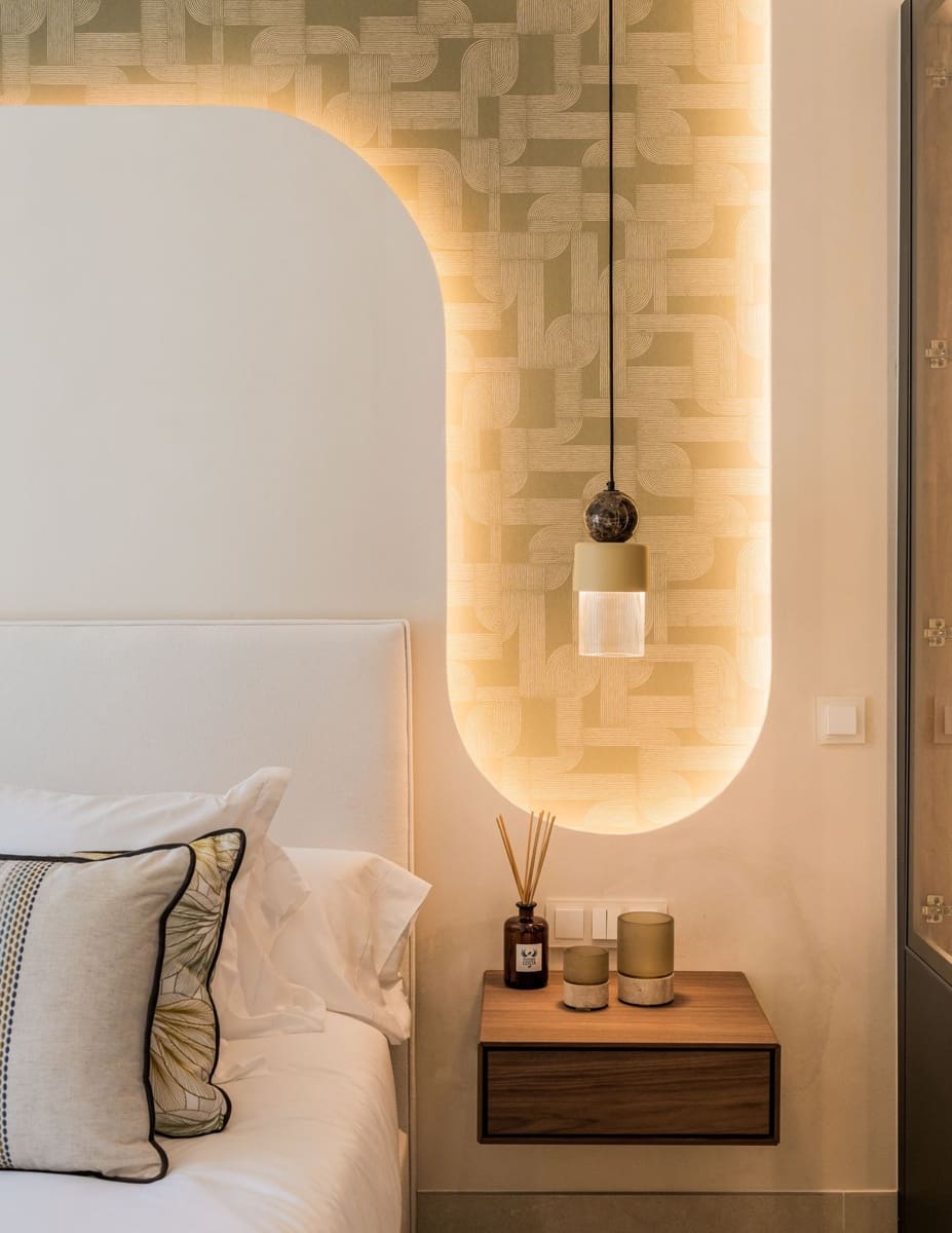 3 quarto Apartamento para venda em Los Monteros com piscina garagem - 2 450 000 € (Ref: 9541802)