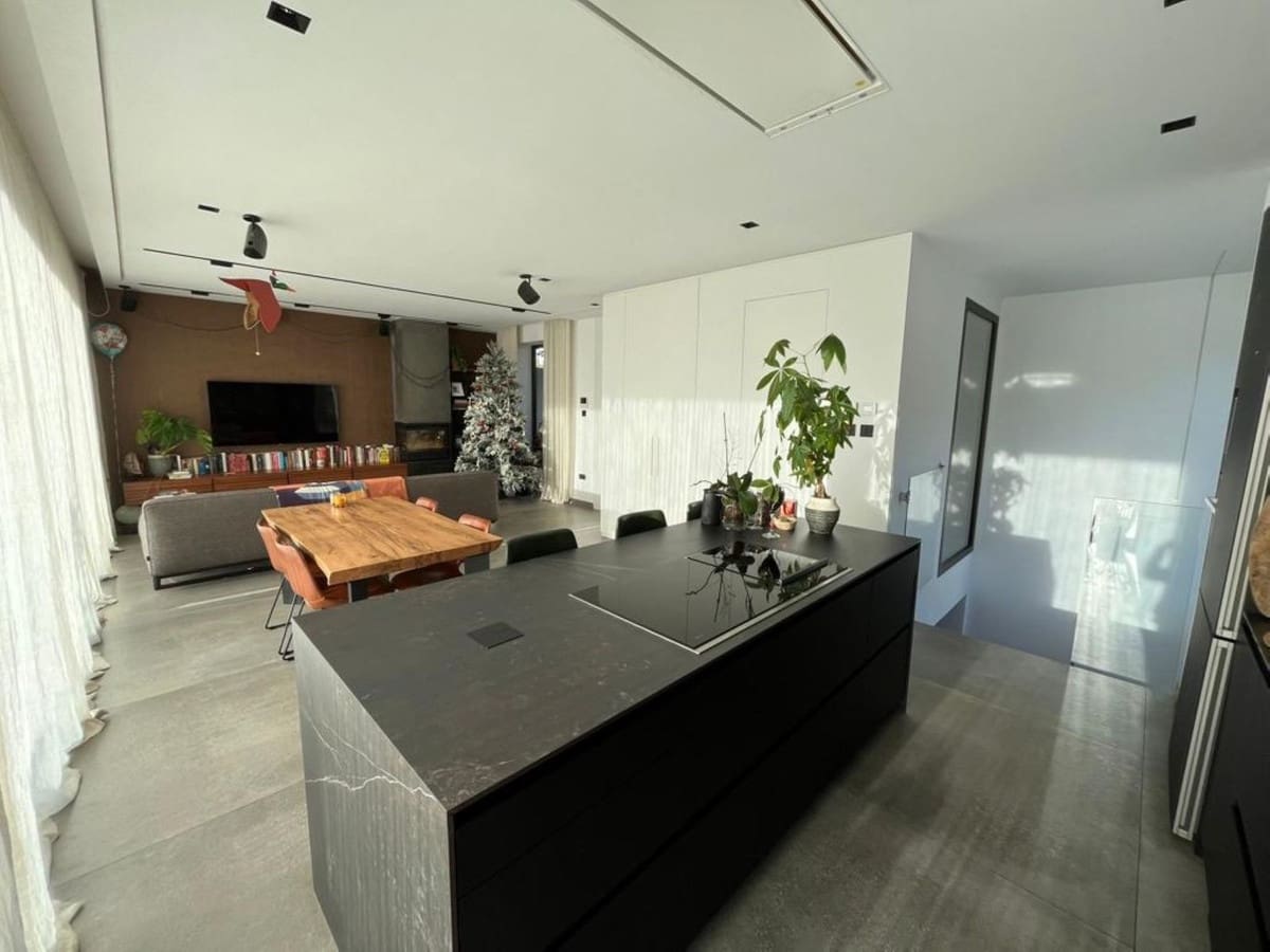 5 bedroom Villa for sale in Benalmadena with pool garage - € 1,600,000 (Ref: 9541804)