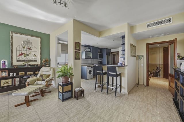 3 soveværelse Penthouse til salg i San Pedro de Alcantara, Marbella med garage - € 699.000 (Ref: 9606748)