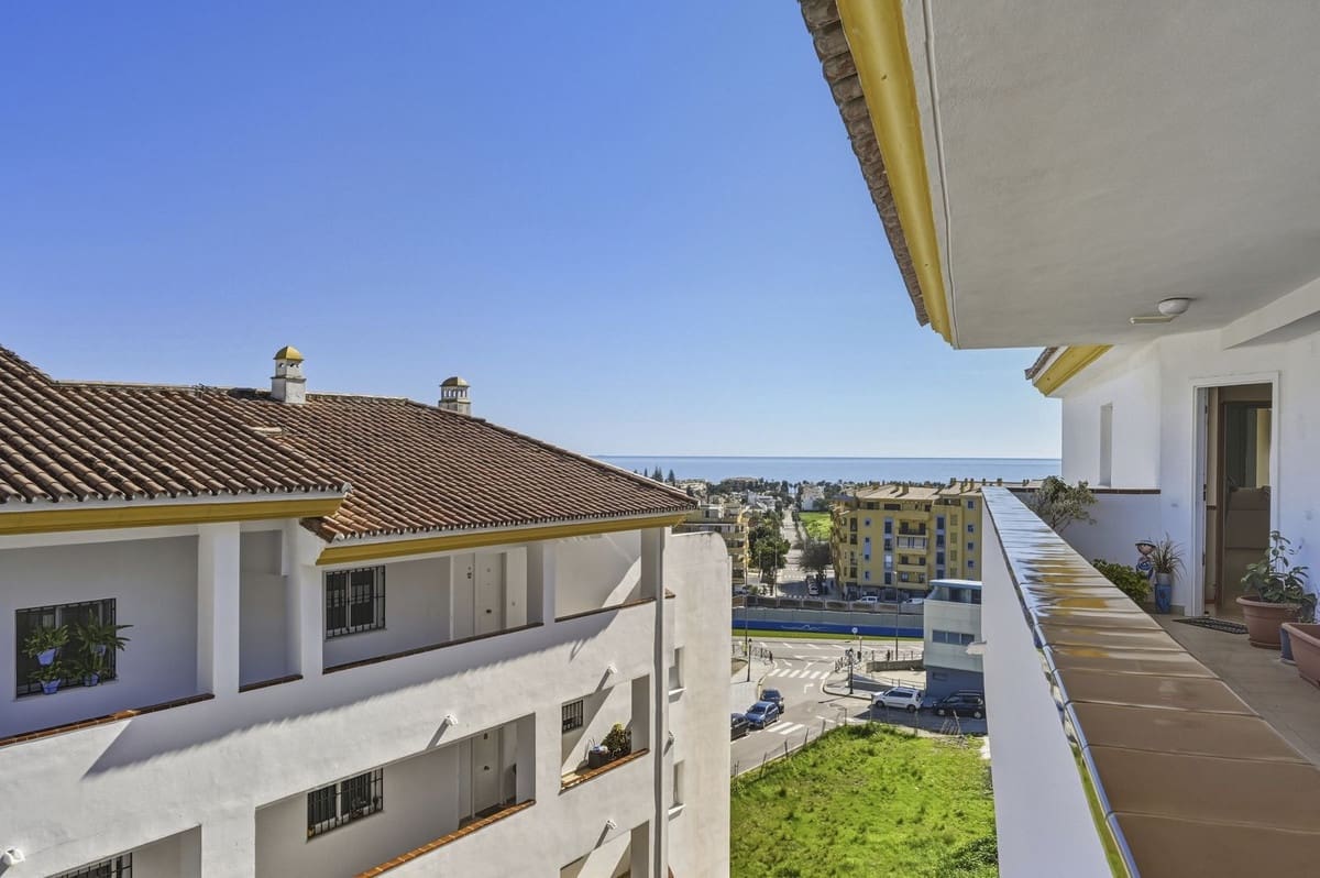 3 slaapkamer Penthouse te koop in San Pedro de Alcantara met garage - € 699.000 (Ref: 9606748)