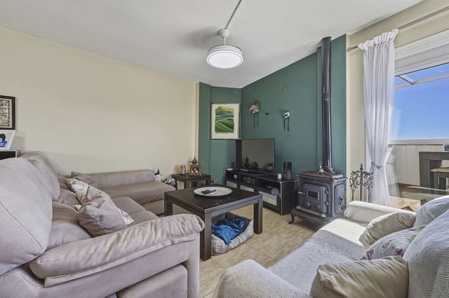 3 makuuhuone Kattohuoneisto myytävänä paikassa San Pedro de Alcantara, Marbella mukana 
autotalli - 699 000 € (Ref: 9606748)