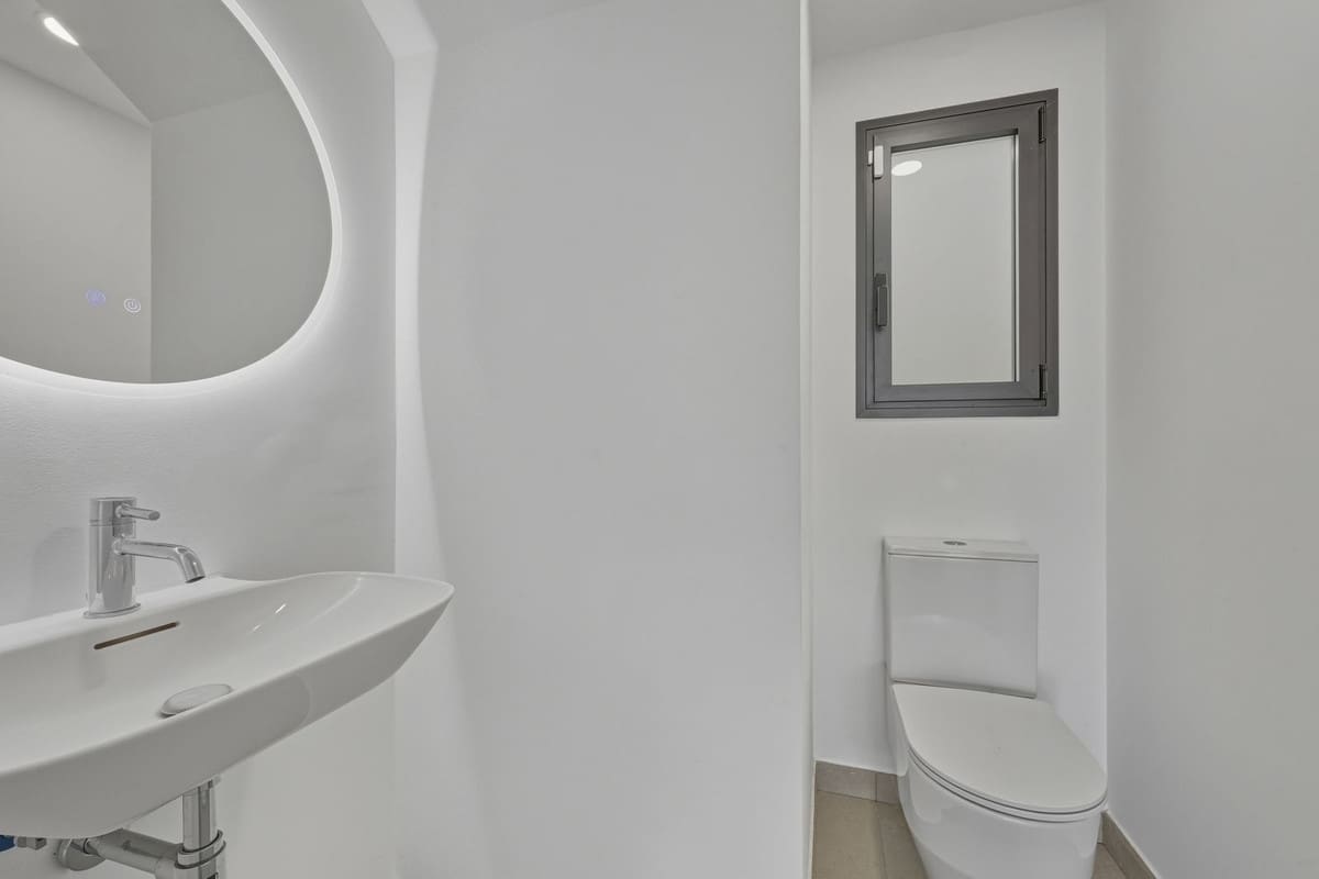 Casa de 3 habitaciones en Atalaya de Rio Verde en venta con piscina garaje - 745.000 € (Ref: 9606883)