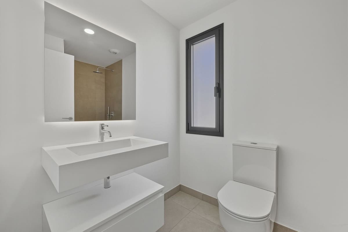 3 bedroom Townhouse for sale in Atalaya de Rio Verde with pool garage - € 745,000 (Ref: 9606883)