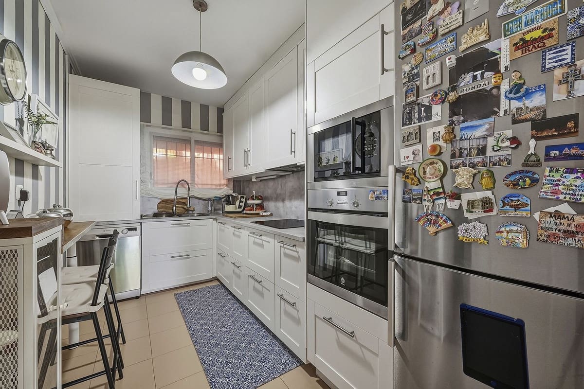 2 bedroom Apartment for sale in La Reserva with pool garage - € 382,000 (Ref: 9610215)