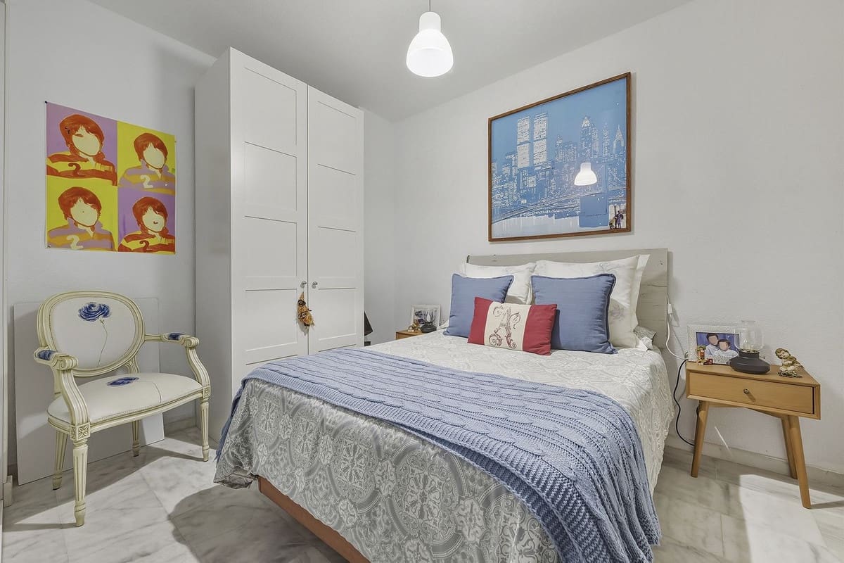 2 soveværelse Lejlighed til salg i La Reserva med swimmingpool garage - € 376.000 (Ref: 9610215)