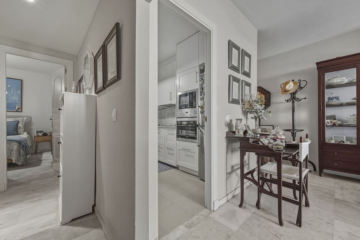 2 Zimmer Apartment zu verkaufen in La Reserva mit Pool Garage - 360.000 € (Ref: 9610215)