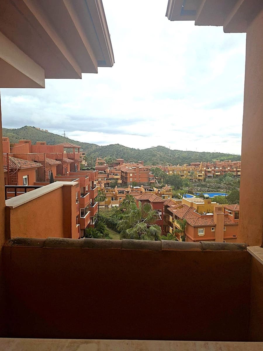 2 bedroom Apartment for sale in La Reserva with pool garage - € 350,000 (Ref: 9614229)