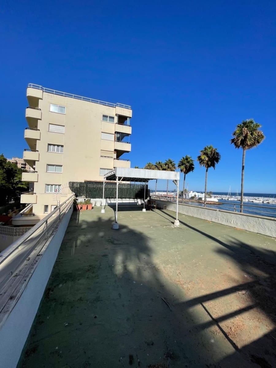 5 makuuhuone Kattohuoneisto myytävänä paikassa Marbella - 2 000 000 € (Ref: 9657003)