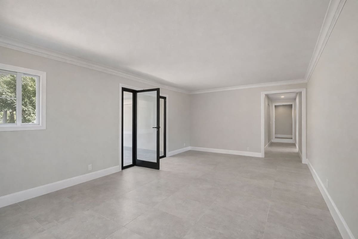 5 bedroom Penthouse for sale in Marbella - € 2,000,000 (Ref: 9657003)