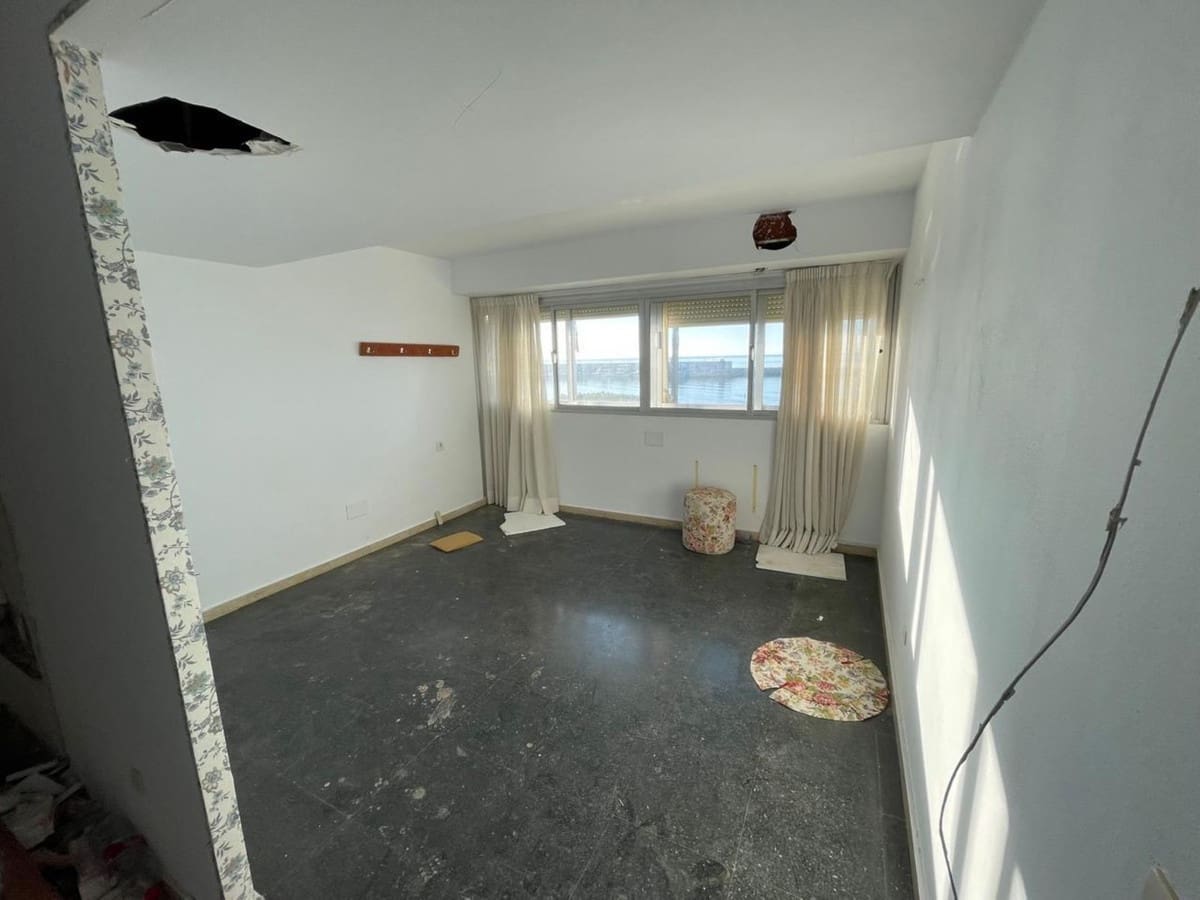 5 bedroom Penthouse for sale in Marbella - € 2,000,000 (Ref: 9657003)