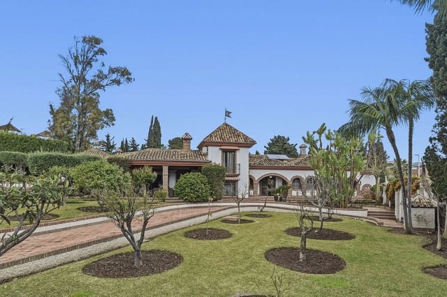 4 quarto Moradia para venda em Las Chapas, Marbella com piscina garagem - 2 495 000 € (Ref: 9665562)