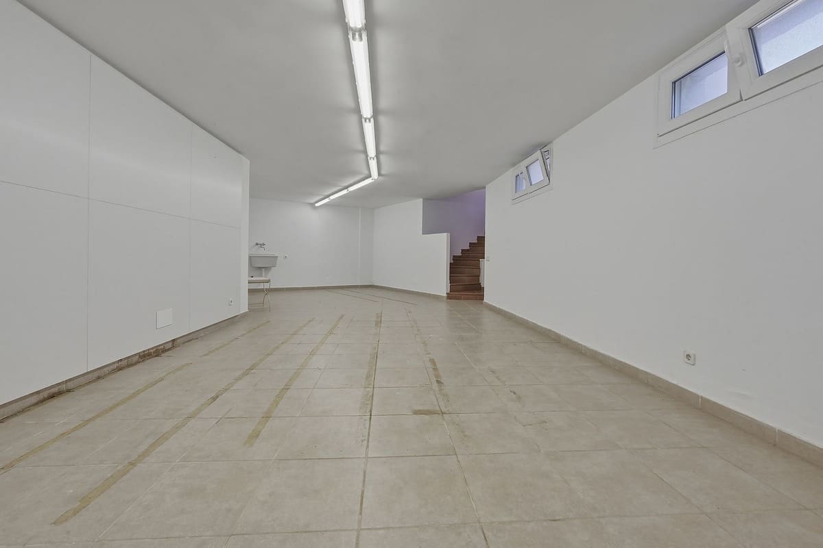 2 slaapkamer Villa te koop in La Reserva met zwembad garage - € 990.000 (Ref: 9685617)