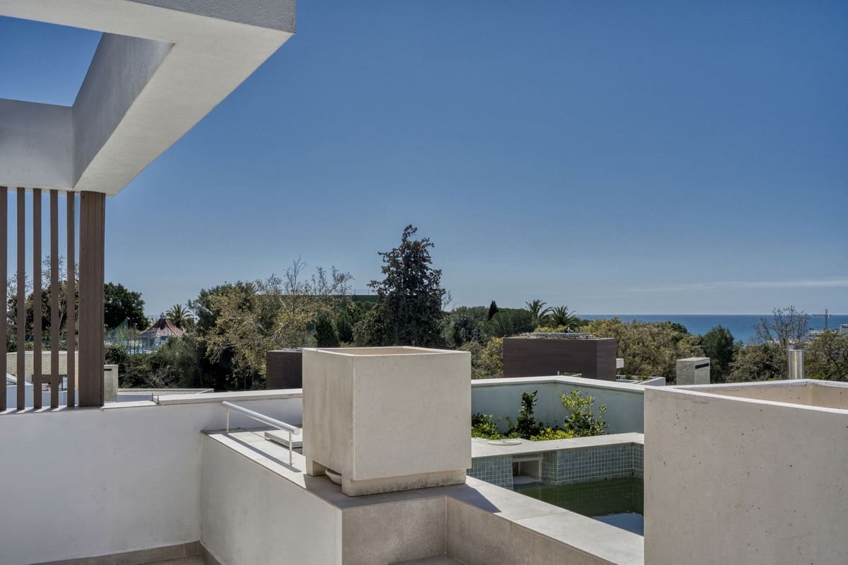 4 sypialnia Willa na sprzedaż w Marbella z basenem garażem - 4 500 000 € (Ref: 9720479)