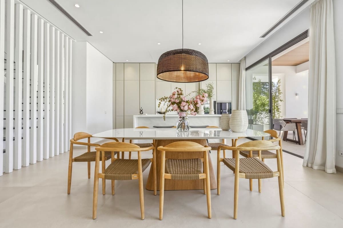 4 sypialnia Willa na sprzedaż w Marbella z basenem garażem - 4 500 000 € (Ref: 9720479)