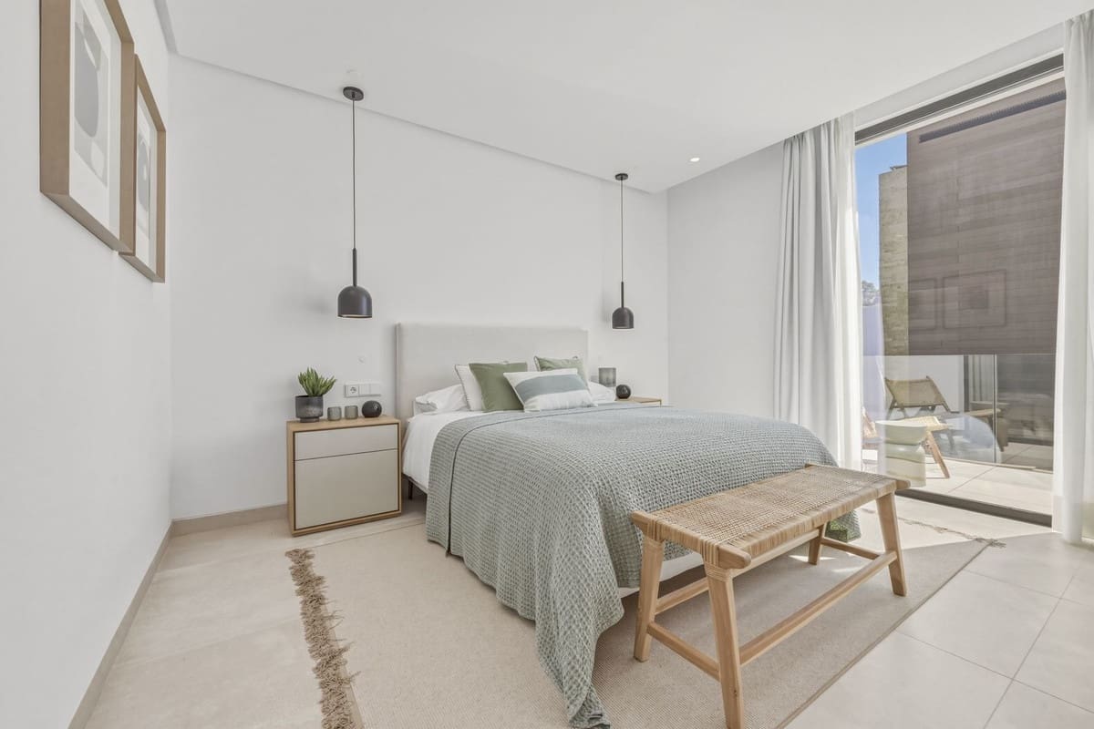 4 sypialnia Willa na sprzedaż w Marbella z basenem garażem - 4 500 000 € (Ref: 9720479)